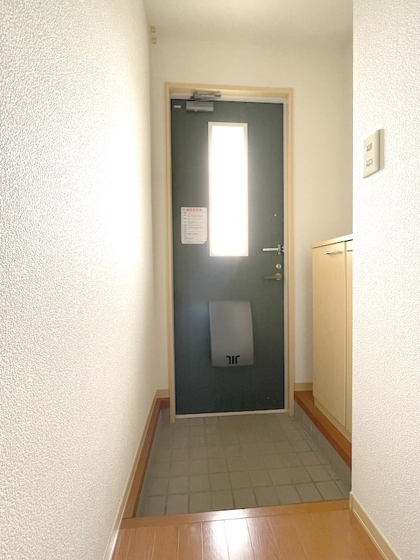 ミオ　ポラーレＡの玄関