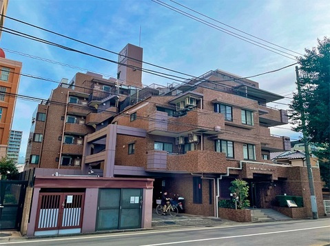  ライオンズマンション新川崎南　（川崎市幸区小倉3）の外観|外観です　ライオンズマンション新川崎南　中古マンション　　リノベーションマンション　南東向き角部屋　陽当り良好　1997年11月築　3LDK　新規エアコン設置　