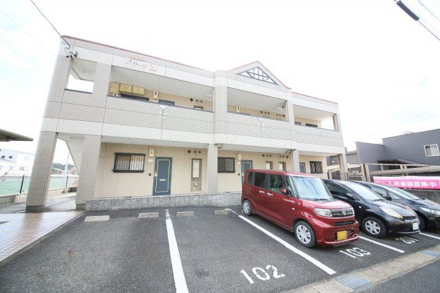 パティオ21の駐車場