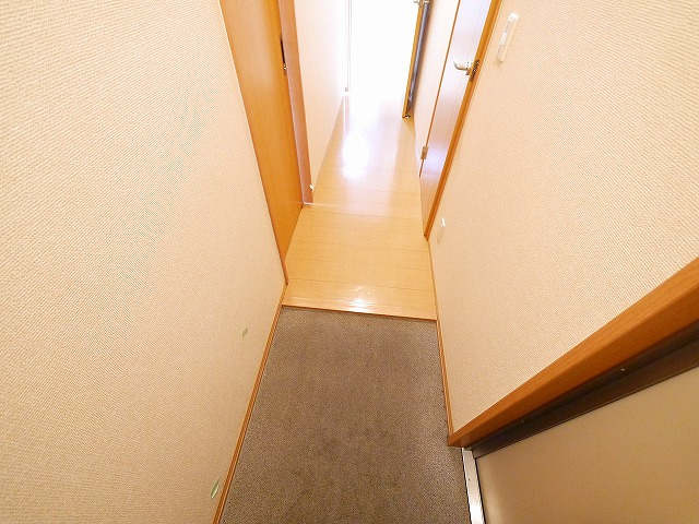 グランシャリオⅠの洋室|落ち着いた色調の洋室です