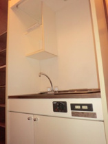 コンパクトなキッチンで掃除もラクラク