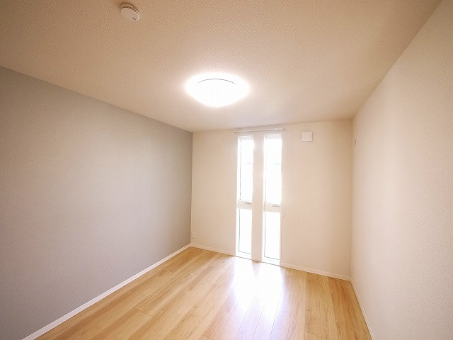 リヴィエール法華寺の洋室|広々とした洋室です