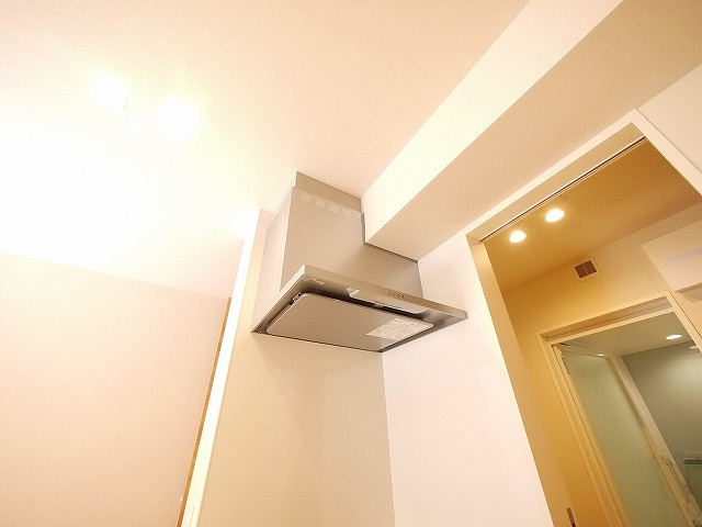 リヴィエール法華寺のキッチン|コンパクトなキッチンで掃除もラクラク