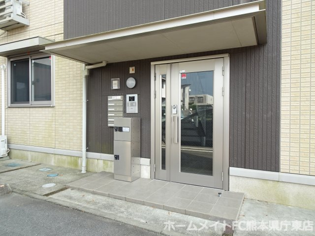 チェルシー広崎のエントランス