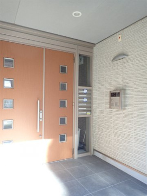 【エントランス】 | セレッソ カージュ【SHM】