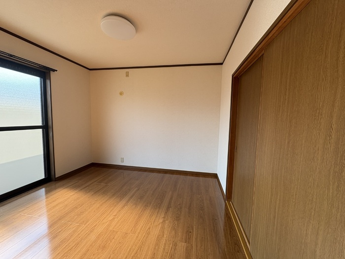 ステーブル長嶺Ａの内装