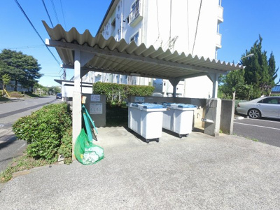【その他共用部分】 | 上中里団地２５号棟 | ゴミ置場です。