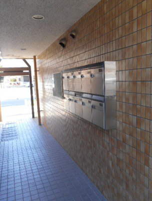 【エントランス】 | サーフサイドシックス