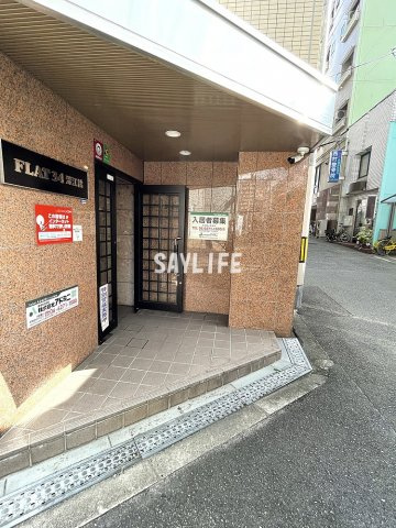 FLAT34深江橋のエントランス