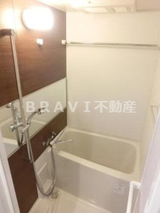 レオンコンフォート本町東Ⅱ　BRAVI不動産の浴室|【レオンコンフォート本町東Ⅱ】きれいなお風呂です