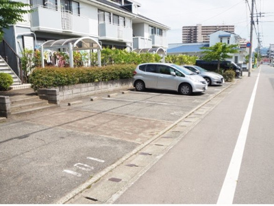 【駐車場】 | イージストパレス