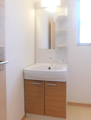 【独立洗面台】 | カトル・ヴィラージュ