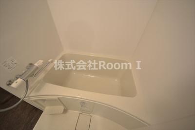 【浴室】 | アドバンス上町台シュタット | 落ち着いた空間のお風呂です
