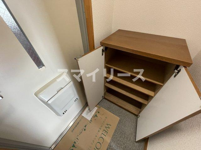 サクセスヒルズの玄関