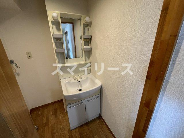 サクセスヒルズの独立洗面台
