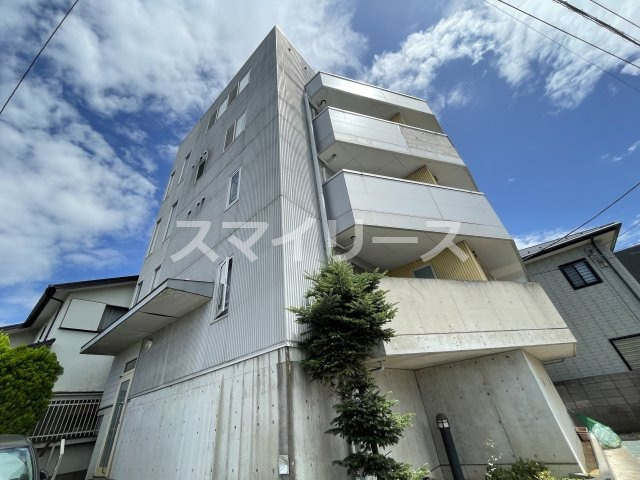 サクセスヒルズの外観
