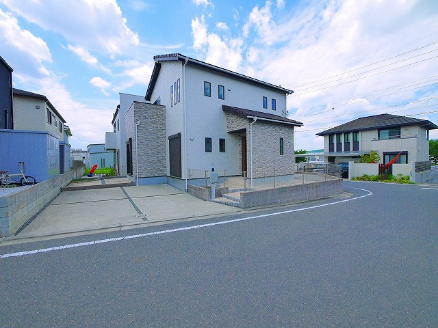 城山台A号地の駐車場