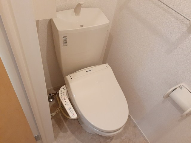 ホーム　ウェイのトイレ