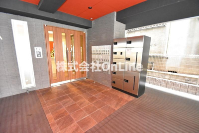 【エントランス】 | エムズコート小阪