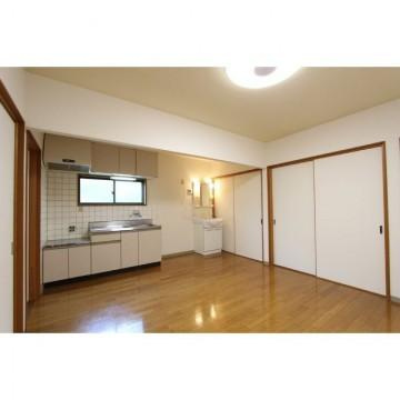 ベルーナの居間・リビング