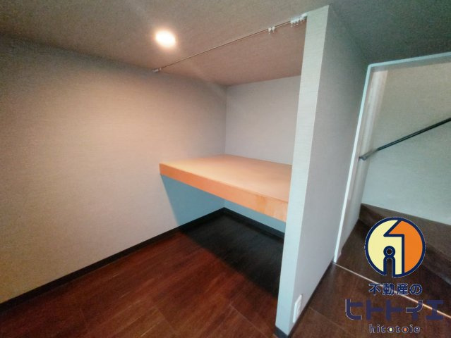 ニイハウスのその他|納戸に棚がついております
