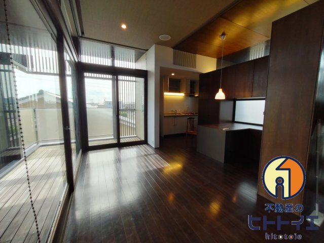 ニイハウスの居間・リビング|使いやすい居間です