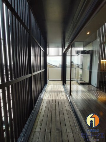 ニイハウスのバルコニー|広々としたバルコニーです