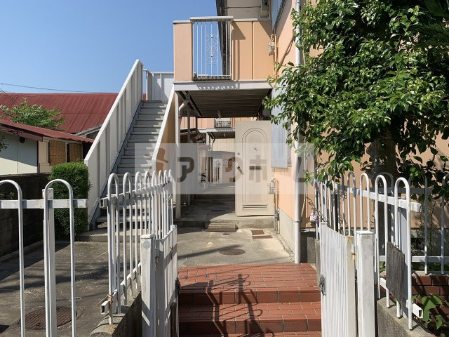 本町ガーデンハイツのエントランス|本町ガーデンハイツ　エントランス