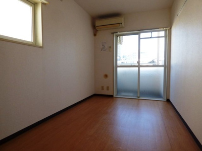 【洋室】 | トップ三軒茶屋第５