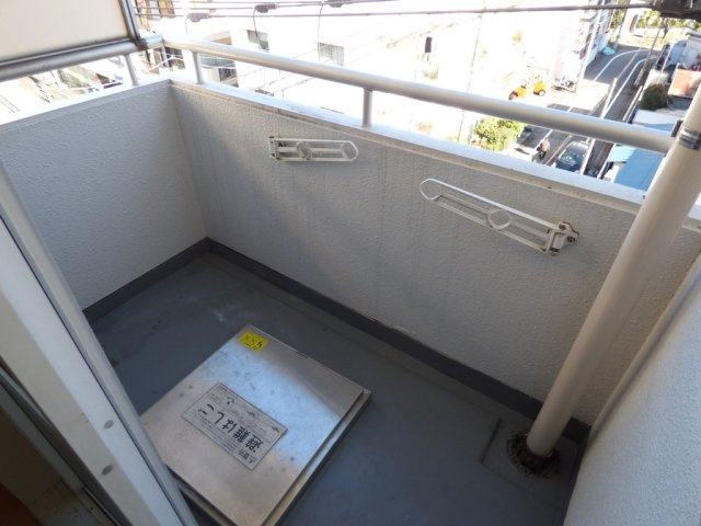 【バルコニー】 | トップ三軒茶屋第５