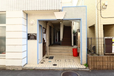 【エントランス】 | トップ三軒茶屋第５