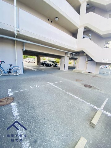 藤和ハイタウン和白丘Ⅱの駐車場