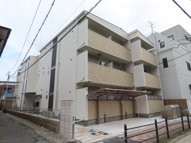 大阪市淀川区加島１丁目のハイツの外観