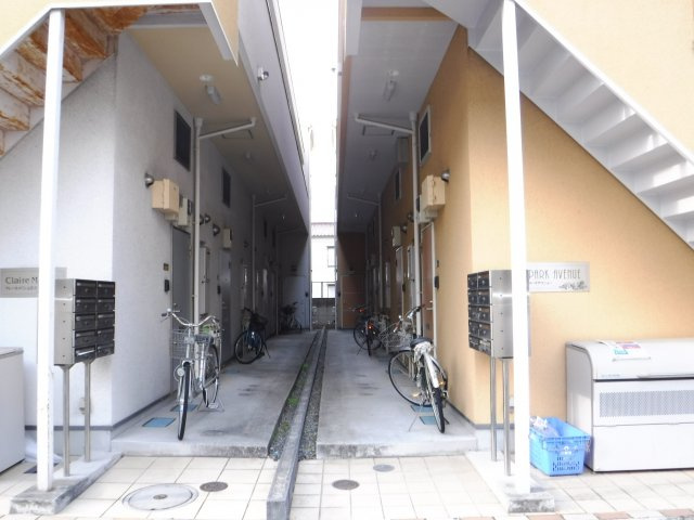 パーク・アベニュー元住吉のエントランス