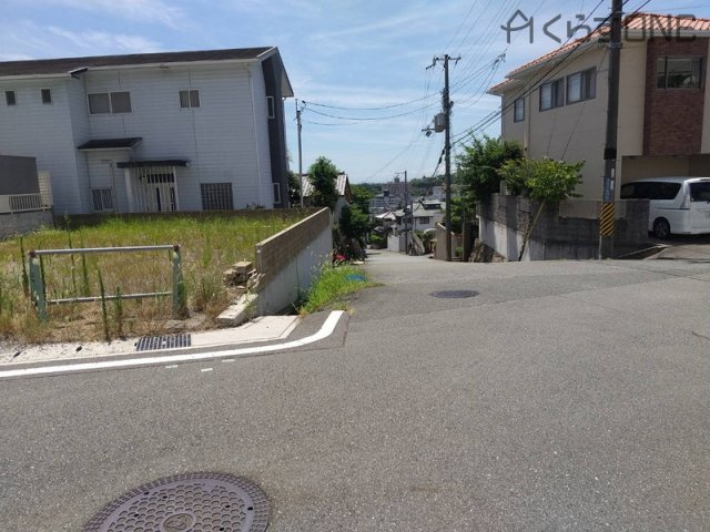【前面道路含む現地写真】 | 姫路市東辻井3丁目／全3区画