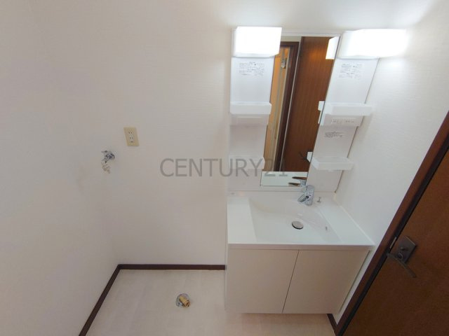 【洗面所】 | 仁川町貸家B棟