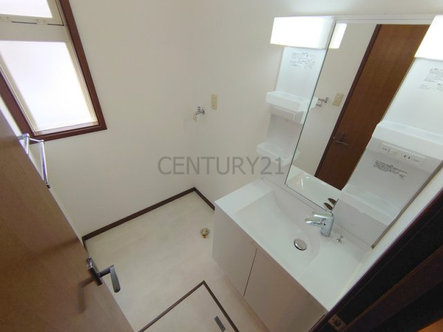 【洗面所】 | 仁川町貸家B棟