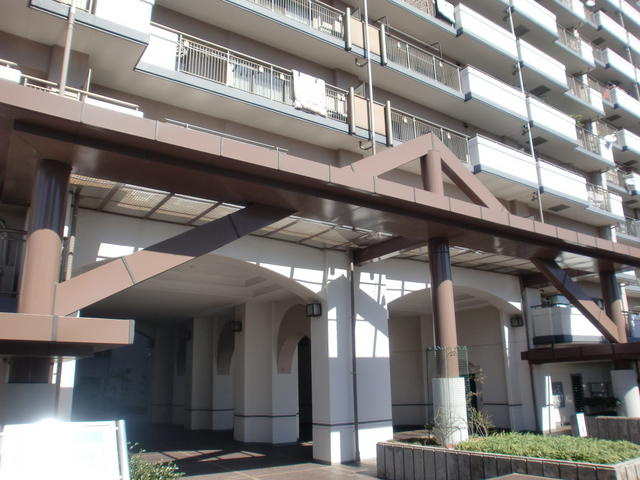 セソール川崎京町ハイライズファーストピア　（川崎区京町2丁目）のエントランス|毎日通るエントランスはこのようになっています