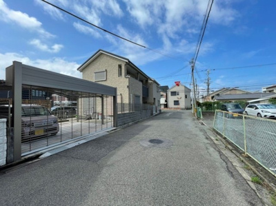 【前面道路含む現地写真】 | 上條小・平成25年建築・土地46坪・泉大津市東助松町2丁目 | 前面道路含む現地写真です