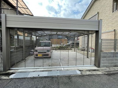 【駐車場】 | 上條小・平成25年建築・土地46坪・泉大津市東助松町2丁目 | 車をお持ちの方に嬉しい駐車場付きの物件です