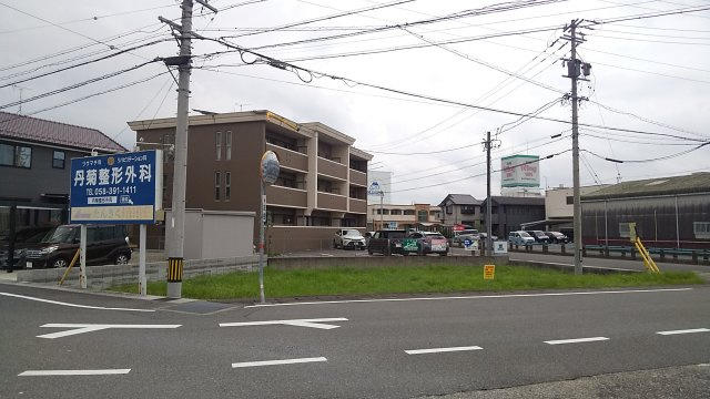 ５５７０５　羽島市小熊町島土地の外観