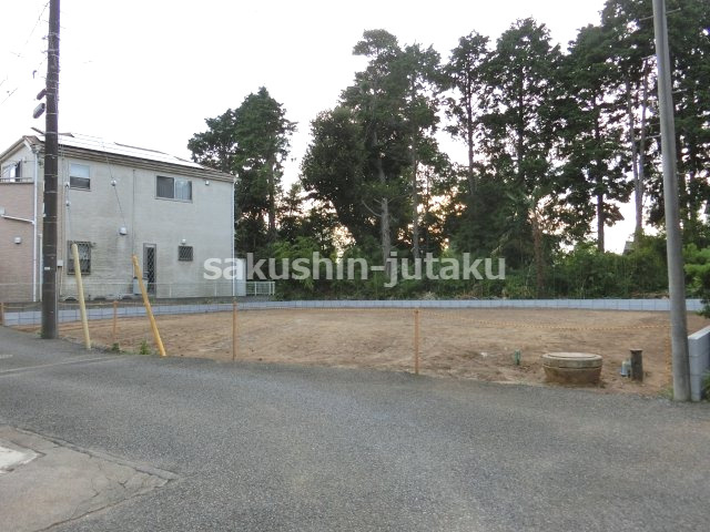 実籾本郷　売地の外観|実籾本郷　売地　実測68.32坪　東南側道路面　間口17ｍ　建築条件なし　更地につき即建築可