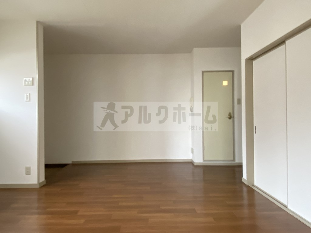 ハイツ四季の居間・リビング