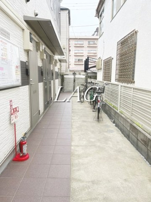 【その他共用部分】 | ＡＺＥＳＴ－ＲＥＮＴ明大前 | 駐輪スペースです。