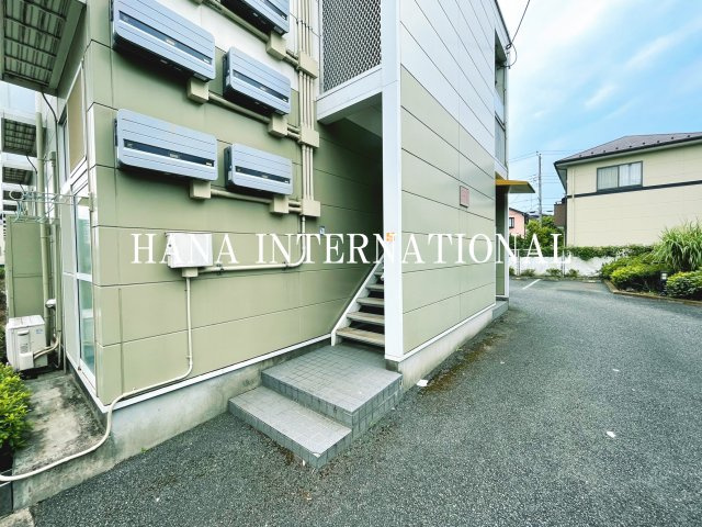 ルーストのエントランス