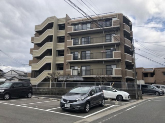 【外観】 | 大牟田線井尻駅までは徒歩15分。マンション近隣に生活利便施設が多数あり、とても生活しやすい環境が整っています。オートロックなので安心安全に生活していただけます♪