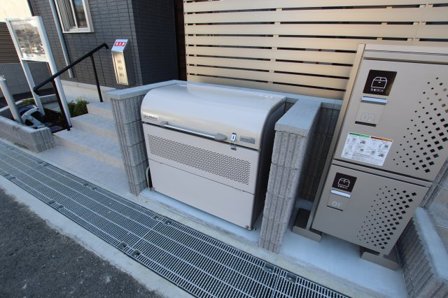【その他共用部分】 | ヴェルドミール | 敷地内ゴミ捨場