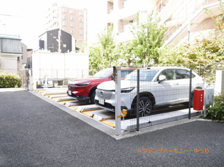 【駐車場】