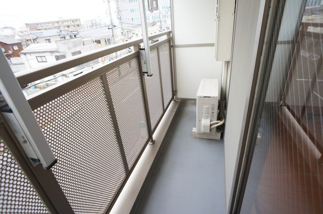 【バルコニー】 | サンシャルム万代