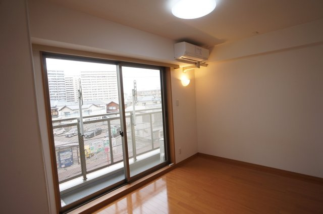 【居間・リビング】 | サンシャルム万代